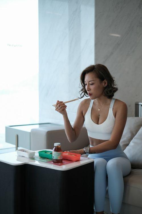 网红健身博主吃瓜是谁啊,揭秘网红健身博主“吃瓜”背后的故事  第2张