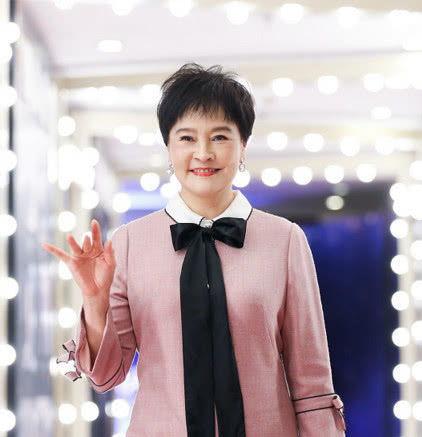 新闻热点爆料27岁女子,揭秘她的惊人故事  第3张