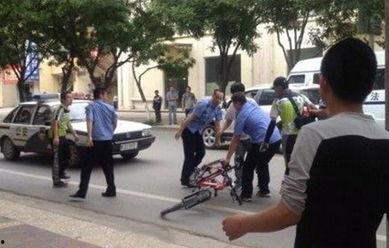 城管爆料视频最新,视频揭露城市管理背后真相  第2张