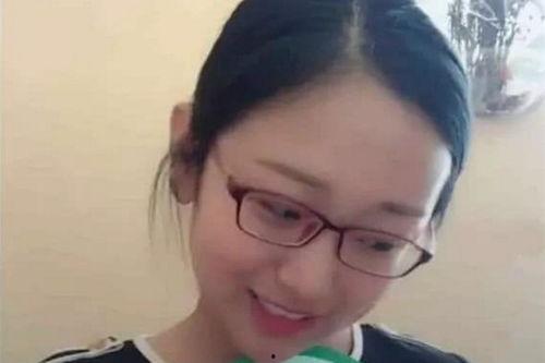 抖音网红憨憨倩吃瓜视频,揭秘抖音网红的幕后故事  第2张