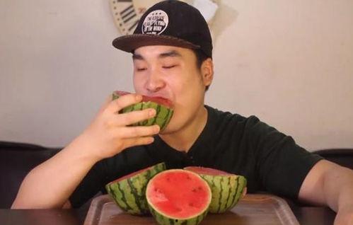 韩城吃瓜事件网红男女,网红男女的争议瞬间  第3张