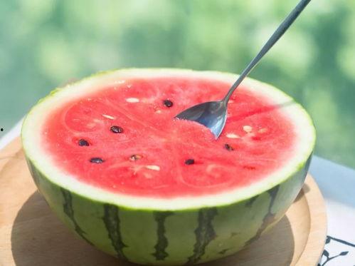 qq网红吃瓜推荐,带你领略娱乐圈幕后风云 第2张 qq网红吃瓜推荐,带你领略娱乐圈幕后风云 第2张