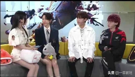 娱乐主播大瓜爆料,大瓜爆料,明星幕后故事大公开 第2张 娱乐主播大瓜爆料,大瓜爆料,明星幕后故事大公开 第2张